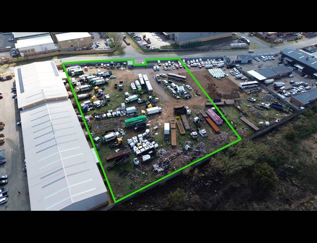 9,371M² VACANT LAND FOR SALE IN STORMILL